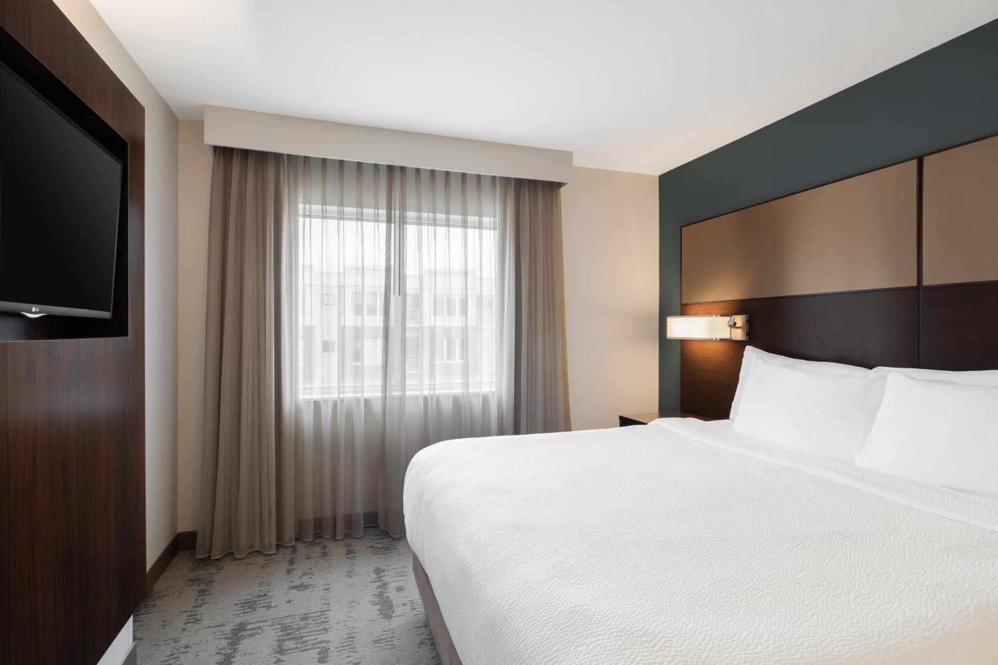Residence Inn By Marriott Des Moines Downtown Exteriör bild