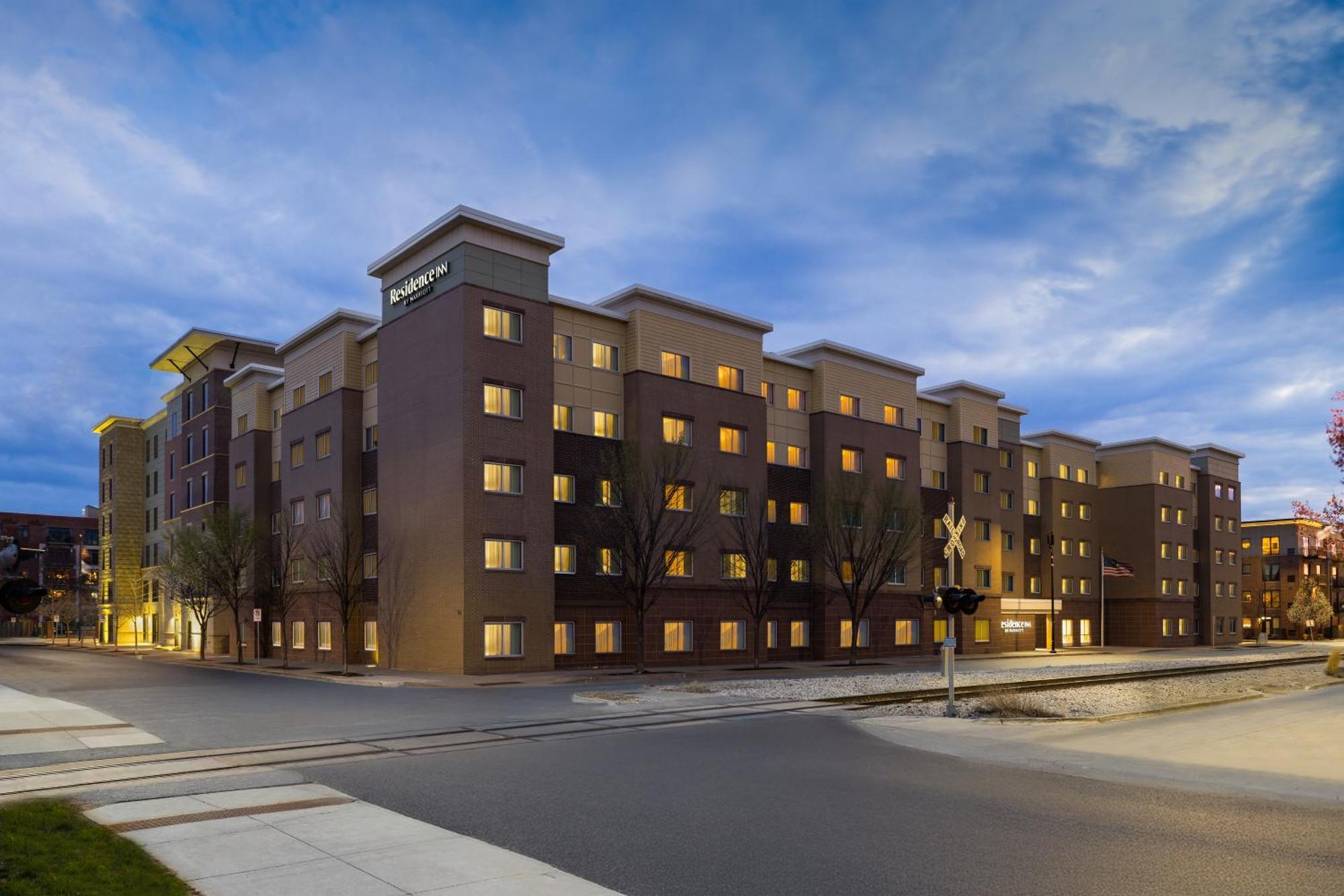 Residence Inn By Marriott Des Moines Downtown Exteriör bild