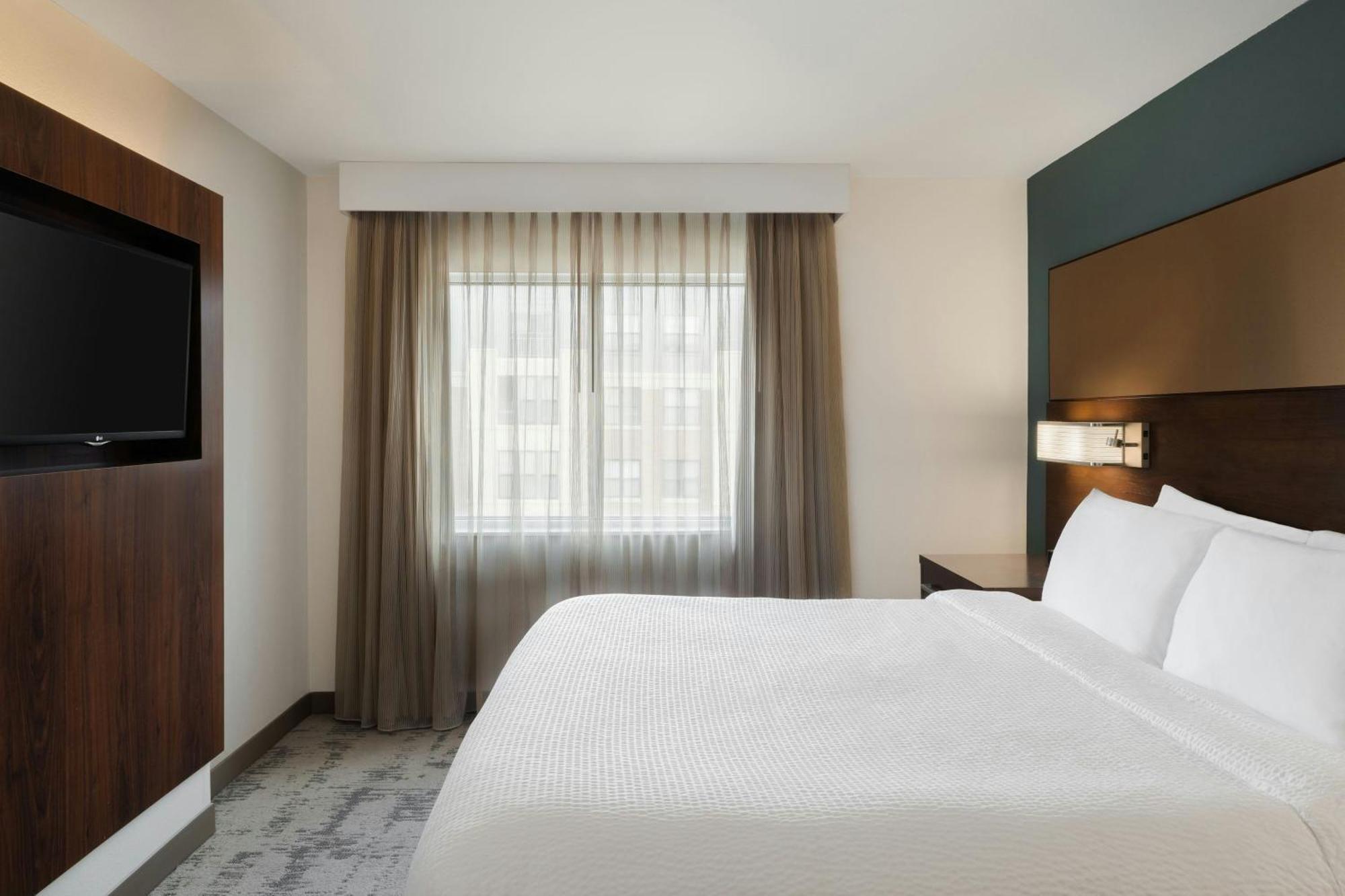Residence Inn By Marriott Des Moines Downtown Exteriör bild