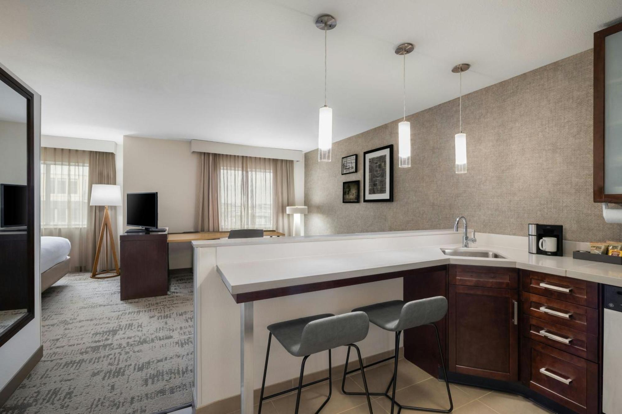 Residence Inn By Marriott Des Moines Downtown Exteriör bild
