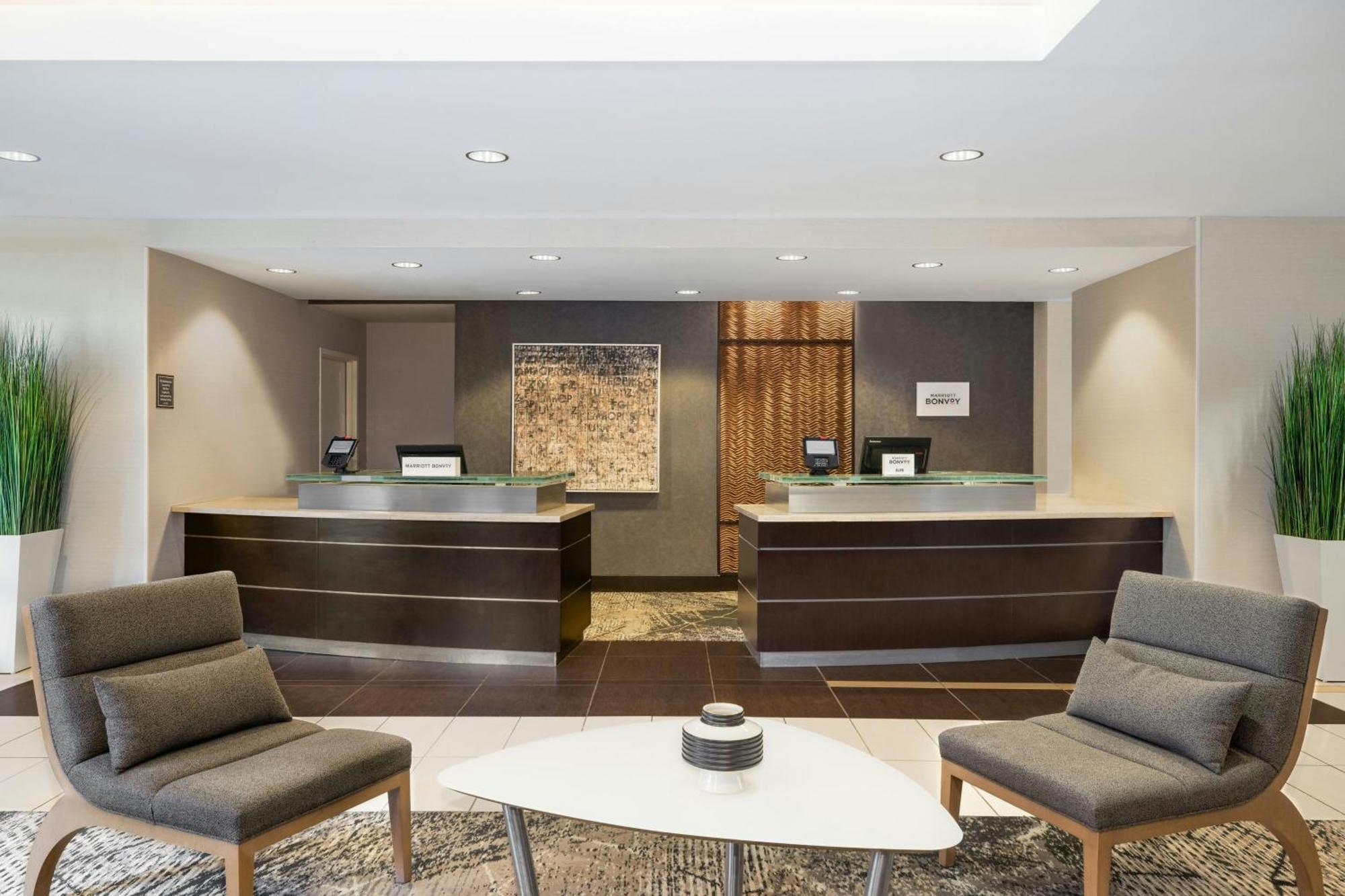 Residence Inn By Marriott Des Moines Downtown Exteriör bild