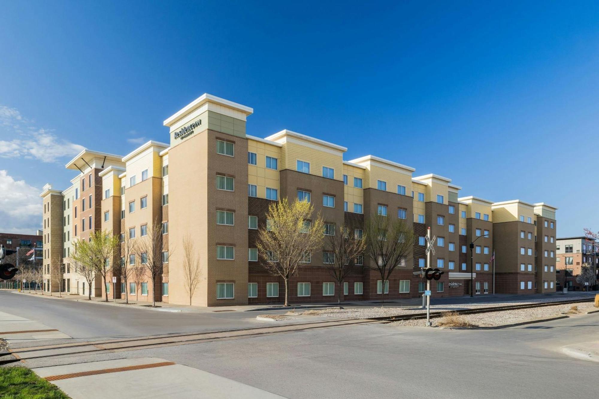 Residence Inn By Marriott Des Moines Downtown Exteriör bild